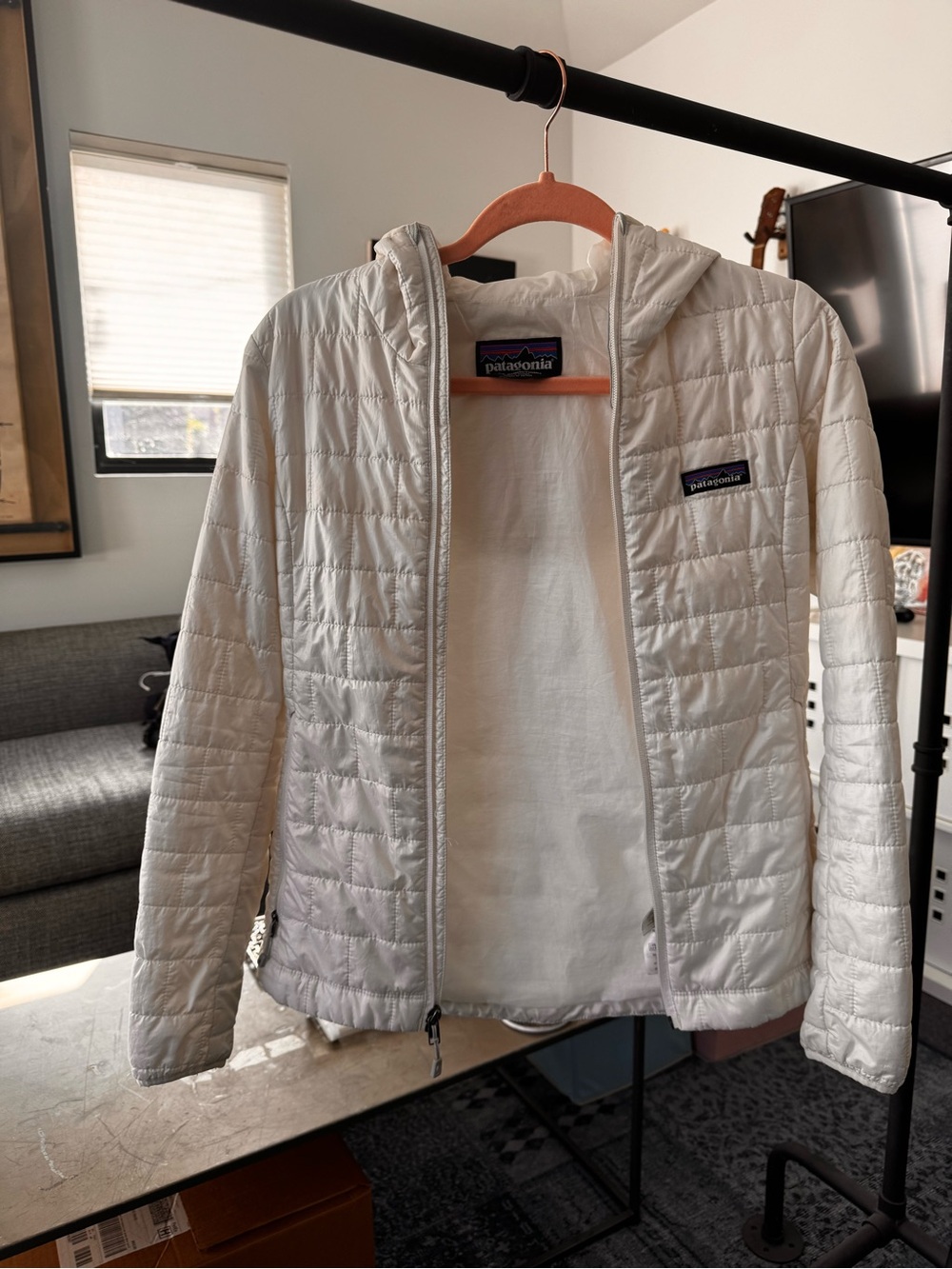 Patagonia Women’s White Quilted Hooded Puffer Jacket